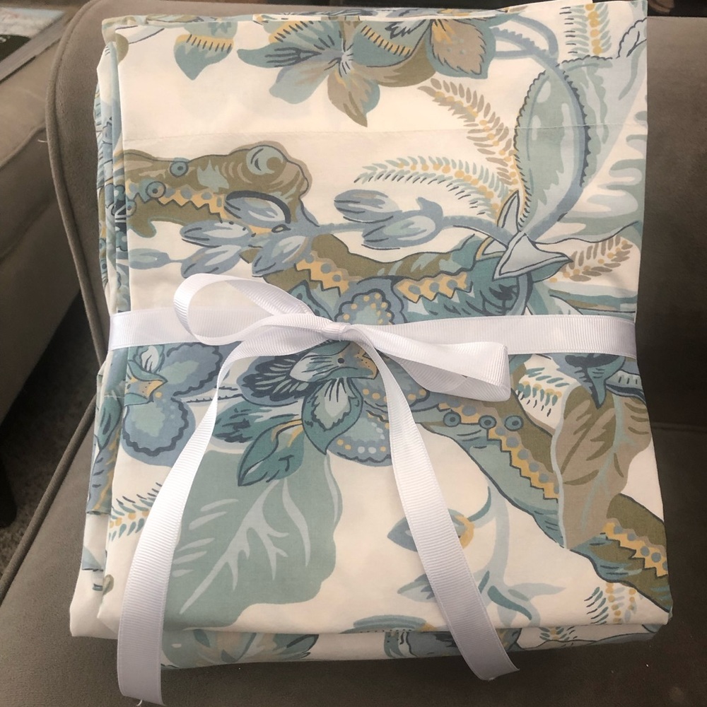 Pottery Barn Duvet with Shams
